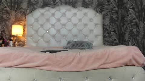 Snapshot of rylierouse chatting on October 4, 12:03 pm rylierouse online show from October 4, 12:03 pm