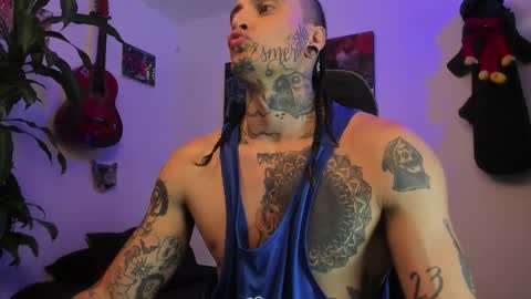 Snapshot of ryuk_it chatting on September 24, 2:02 pm leopmonk help me reach 100 thumbs up online show from September 24, 2:02 pm
