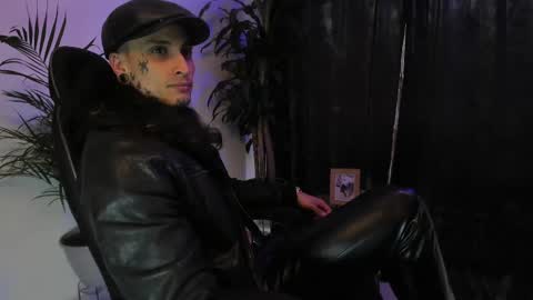 Snapshot of ryuk_it chatting on September 16, 1:13 pm leopmonk help me reach 100 thumbs up online show from September 16, 1:13 pm
