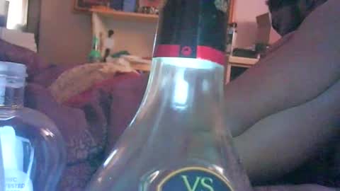 Snapshot of s4h4r4_fir3 chatting on September 25, 5:09 pm W4TER FIR3 online show from September 25, 5:09 pm