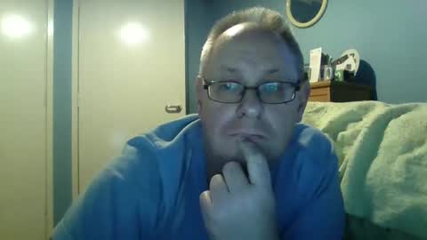 Snapshot of s536sny18 chatting on December 29, 2:52 pm s536sny18 online show from December 29, 2:52 pm