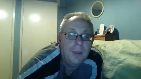 Snapshot of s536sny18 chatting on January 12, 8:57 pm s536sny18 online show from January 12, 8:57 pm