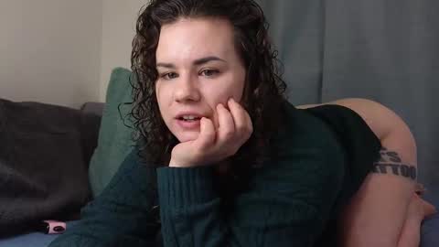 Snapshot of s_leanne_ chatting on September 14, 7:04 pm Leanne online show from September 14, 7:04 pm