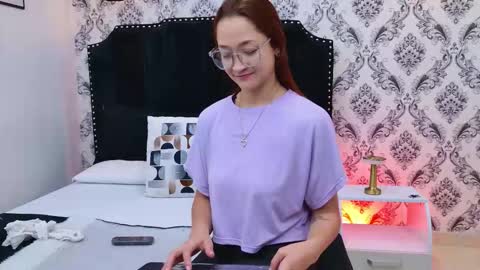 Saara Brown online show from November 3, 12:17 pm