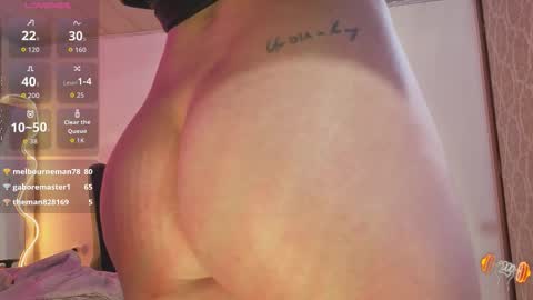 saaya_tay online show from March 29, 8:38 am