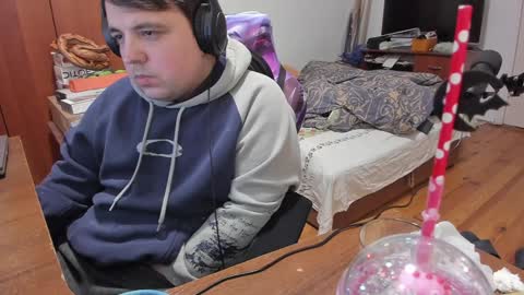 1141323  my Lord Mister Max   moms treasure online show from January 18, 3:16 pm