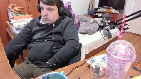 1141323  my Lord Mister Max   moms treasure online show from January 26, 2:30 pm