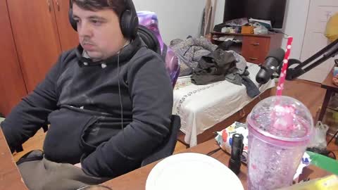 1141323  my Lord Mister Max   moms treasure online show from January 27, 4:54 pm