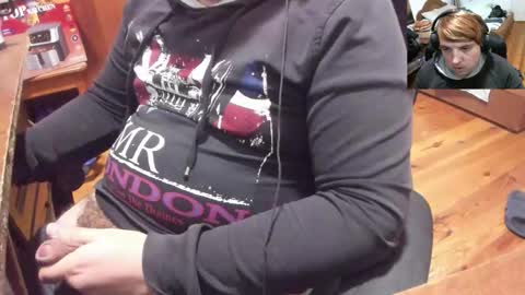 1141323  my Lord Mister Max   moms treasure online show from October 19, 12:48 am