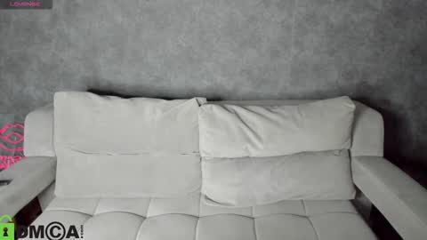 Snapshot of sabrina_moun chatting on September 29, 12:31 am sabrina_moun online show from September 29, 12:31 am