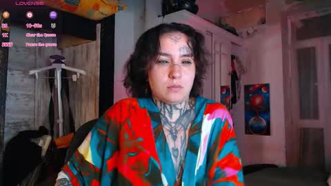 Lilith Solar online show from November 26, 4:21 am