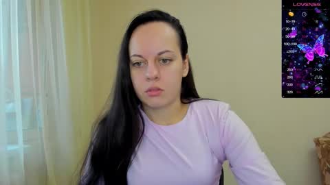 Snapshot of sabrina_tin chatting on October 13, 11:01 am sabrina_tin online show from October 13, 11:01 am