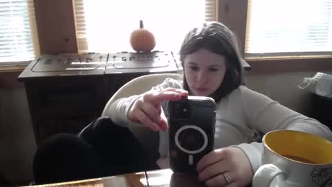 Sabrina online show from October 17, 4:00 pm