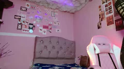 sabrinapaulson online show from January 15, 1:45 am