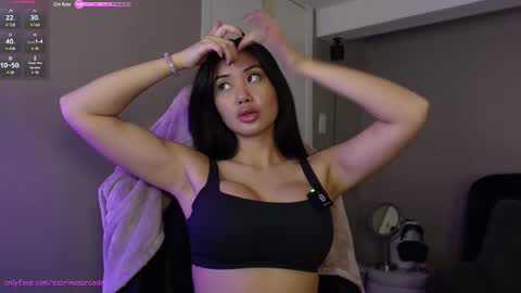 Snapshot of sabrinasarcade chatting on February 10, 11:34 pm Sabrina online show from February 10, 11:34 pm