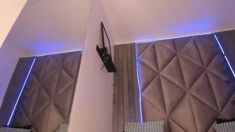 S A B R I N A  online show from November 7, 11:45 am