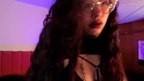 Sabrina  online show from October 7, 11:39 am