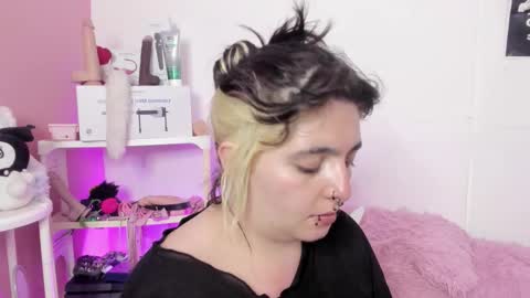 Ig  online show from February 21, 10:02 pm