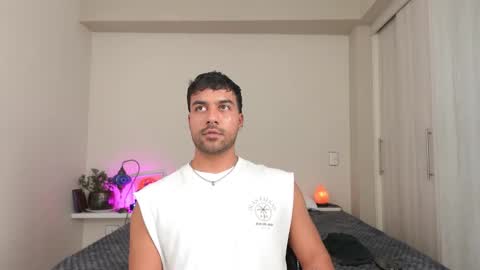 Sag online show from February 25, 8:56 pm