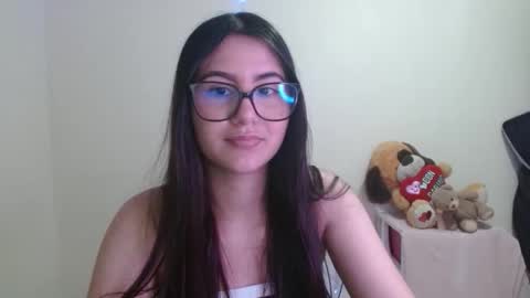 Sahaliefox  online show from September 30, 1:27 am