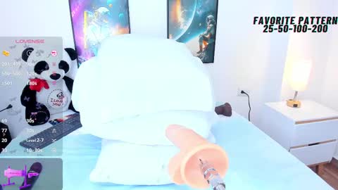 Snapshot of sahara1106 chatting on September 20, 5:27 pm Danella online show from September 20, 5:27 pm