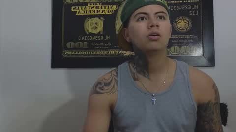 Snapshot of sahara_n_thiago chatting on October 15, 10:49 am Sahara y Thiago online show from October 15, 10:49 am