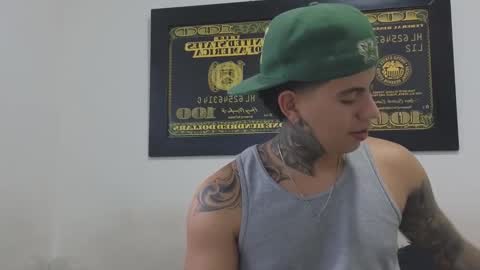 Snapshot of sahara_n_thiago chatting on September 18, 11:14 am Sahara y Thiago online show from September 18, 11:14 am