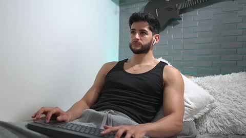 saimon  online show from February 5, 3:52 pm