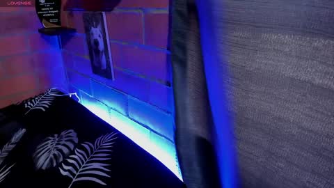 Snapshot of sainix_ chatting on January 2, 9:39 pm sainix_ online show from January 2, 9:39 pm