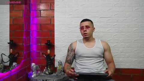 sainix_ online show from February 12, 2:37 am