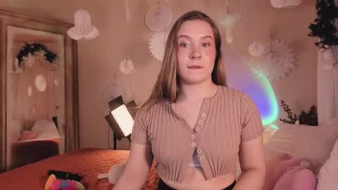 saint__vicious online show from November 27, 8:27 pm