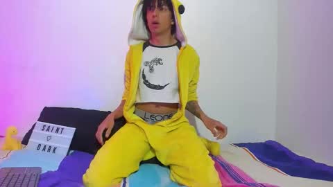 saint_dark online show from October 21, 1:16 pm