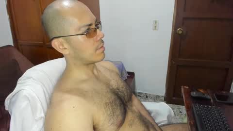 Snapshot of saintedy01 chatting on February 19, 12:22 pm saintedy01 online show from February 19, 12:22 pm