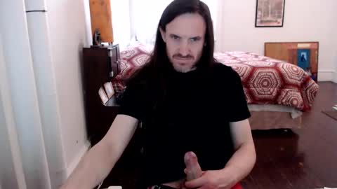 SaintReeves online show from December 4, 5:27 pm