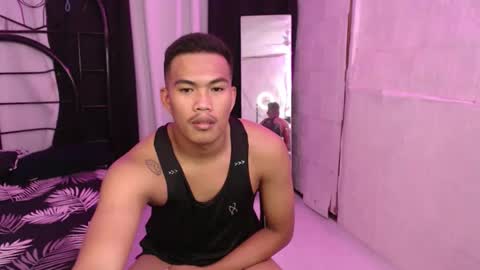 Taylor online show from November 4, 4:19 pm