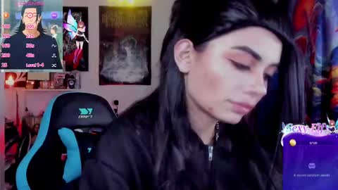    online show from March 11, 11:47 pm