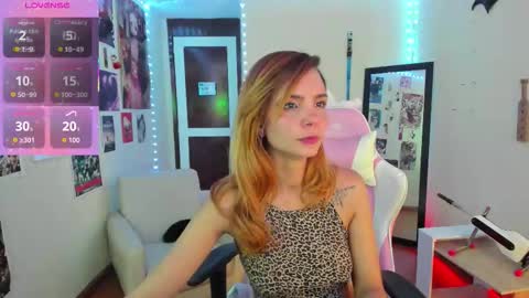 Snapshot of sakura_of chatting on October 2, 2:05 pm sakura_of online show from October 2, 2:05 pm