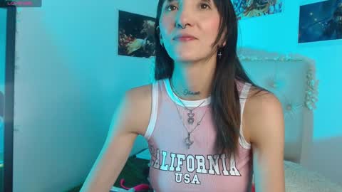 Snapshot of sakura_skinny chatting on January 8, 6:31 pm Sakura Skinny online show from January 8, 6:31 pm