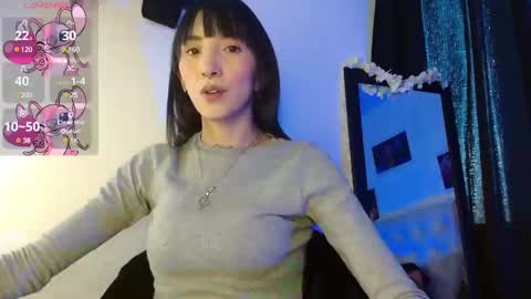Snapshot of sakura_skinny chatting on January 17, 4:04 pm Sakura Skinny online show from January 17, 4:04 pm