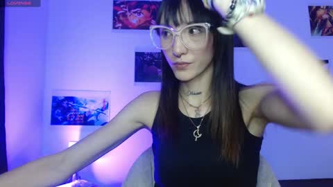 Snapshot of sakura_skinny chatting on December 30, 5:34 pm Sakura Skinny online show from December 30, 5:34 pm