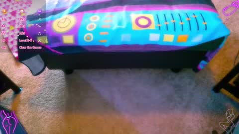 SissySally online show from February 10, 2:05 pm