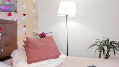 Salo     online show from February 22, 5:15 pm