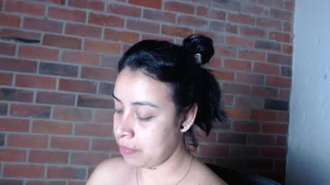   online show from January 26, 11:06 am