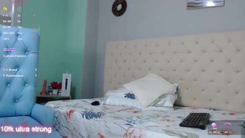 Isabel online show from October 4, 2:26 pm