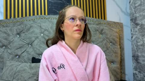 salome_cruxx online show from April 2, 1:51 pm