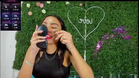 salome online show from March 9, 9:14 pm