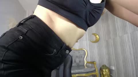 Snapshot of salome_stockman_sub chatting on February 13, 11:37 pm Salome online show from February 13, 11:37 pm