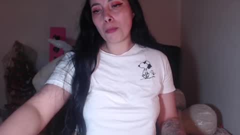 yenny online show from February 7, 4:27 am