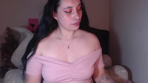 yenny online show from February 10, 4:19 am