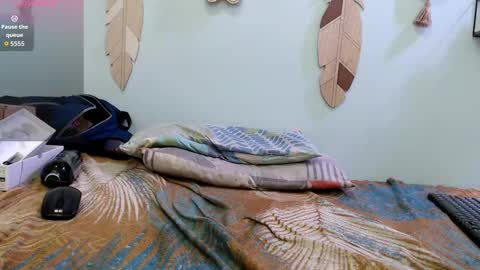 salomesmit666 online show from February 8, 9:51 pm